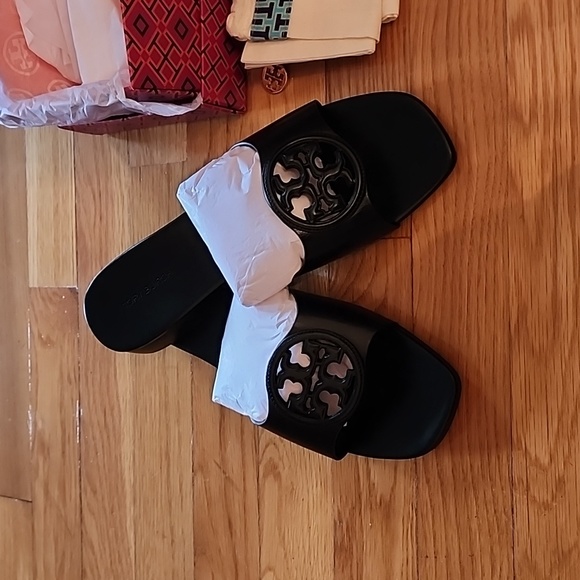 NIB Tory Burch Miller Bombay Slides, black, size 8 - Picture 2 of 4